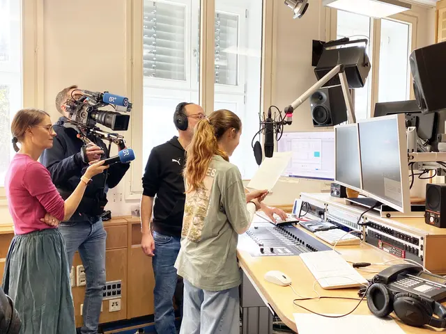 Schülerinnen und Schüler konnten bei der Produktion mitwirken. | Foto: Privat